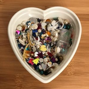 Ullman Sewing On Beads and Sequins Accessory